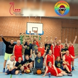 Team der Schleswiger Werkstätten zu Besuch bei den Unified Twisters